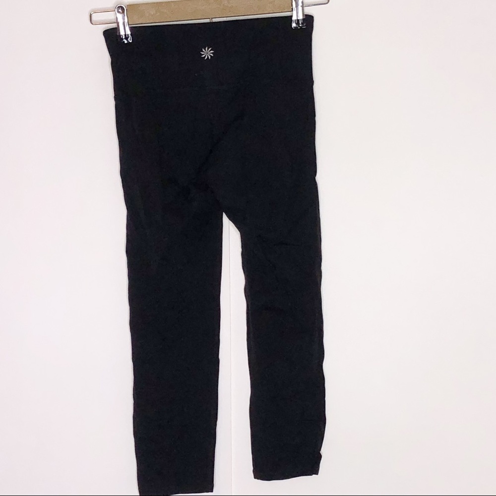 Athleta Black Chatarunga Cropped Leggings